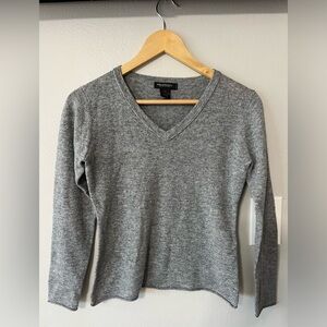 Philosophy Dane Lewis 100% Cashmere Sweater Petite Small Gray V-Neck